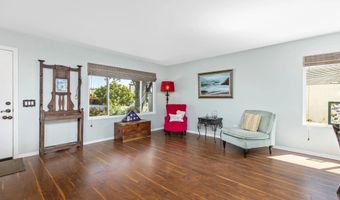 301 Arlington Dr, Oceanside, CA 92057