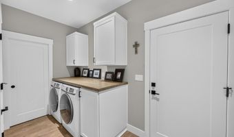 22404 S FOREST PARK Rd, Beavercreek, OR 97004