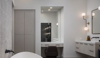 692 Scenic Cliff Dr, Henderson, NV 89012