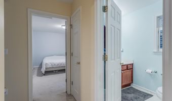 11 COTTONWOOD Dr, Barboursville, VA 22923