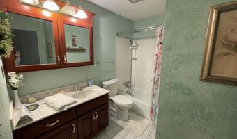 105 Hurstland Ct, Bardstown, KY 40004