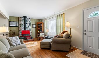 335 Western Blvd, Bayville, NJ 08721