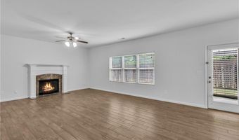 1099 Sandy Bank Ct, Auburn, GA 30011
