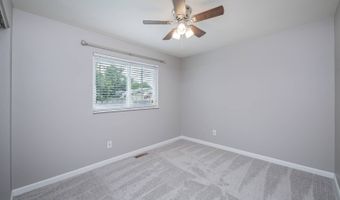 357 Novara Dr, Ballwin, MO 63021