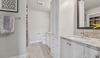 2951 E SUNSTONE Pl, Appleton, WI 54913