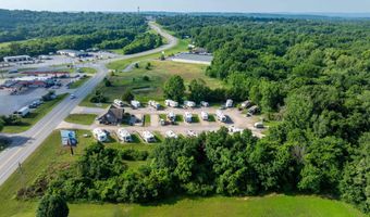 Barnett Dr, Batesville, AR 72503