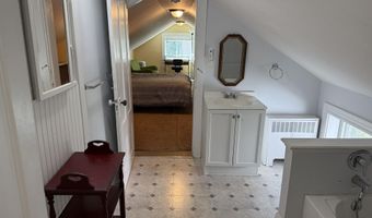 310 Grove St, Bangor, ME 04401