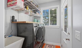 223 E 2050 N, Centerville, UT 84014