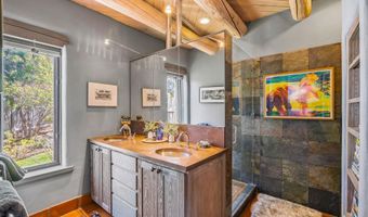 267 Hondo Seco Rd, Arroyo Seco, NM 87514