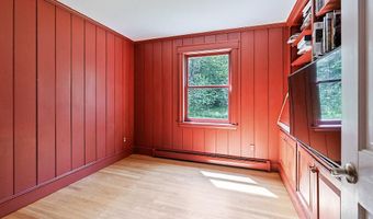 114 Loon Call Dr, Belgrade, ME 04917