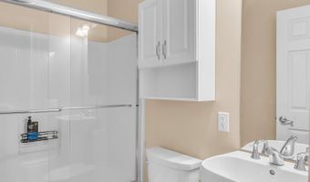 1713 Main St 203, Belmar, NJ 07719