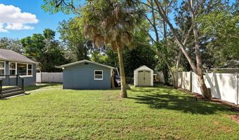 2305 BUCKMINSTER Cir, Orlando, FL 32803