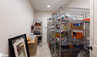 23249 Maple Rdg, Adel, IA 50003