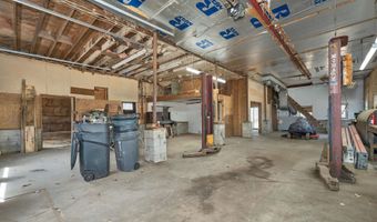 17 Croto Ln, Albany, NH 03818