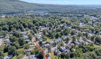 76 Spruce St, Brattleboro, VT 05301