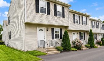 39 Grand St C, Danbury, CT 06810