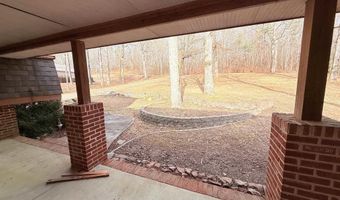 1975 Pine Lake Dr, Arab, AL 35016