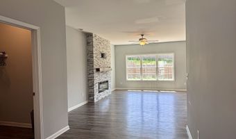 335 Highland Pointe Dr, Alto, GA 30510