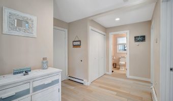 14 E 16th St, Barnegat Light, NJ 08006