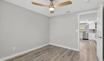 635 Jamaica Cir E, Apollo Beach, FL 33572