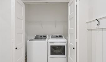 905 W Trace Dr, Polk City, IA 50226