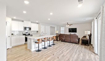 1929 Landrow Ln, Boiling Springs, SC 29316