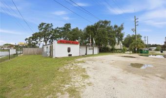 404 EAKER St, Auburndale, FL 33823