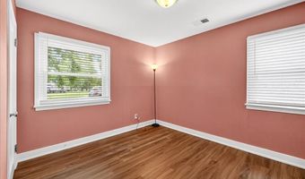 6333 Sheppard Dr, Affton, MO 63123