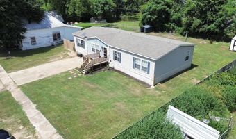 560 N 2nd St, Ashdown, AR 71822