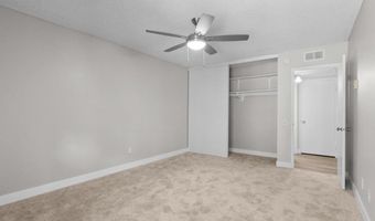 5700 Baltimore Dr 195, La Mesa, CA 91942