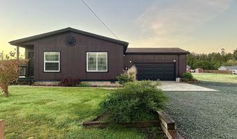 87882 AUCTION BARN Ln, Bandon, OR 97411