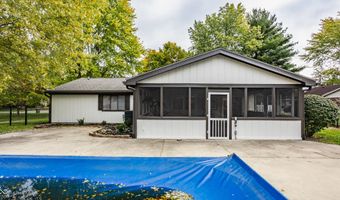 8740 Royal Meadow Dr, Indianapolis, IN 46217