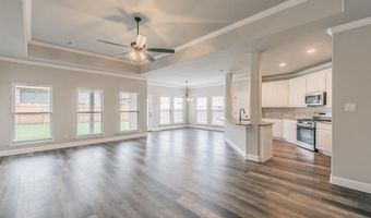 214 Navajo Trl, Alvarado, TX 76009