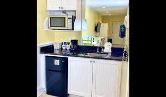215 W Fort Macon Rd 104, Atlantic Beach, NC 28512