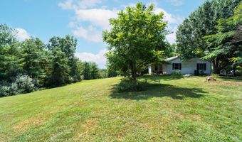 6624 Hudnell Rd, Athens, OH 45701