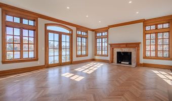 12 Runkenhage Rd, Darien, CT 06820