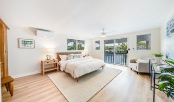 902 Wanaao Rd, Kailua, HI 96734