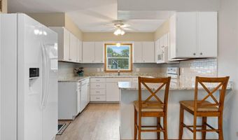 705 11th Ave NW, Austin, MN 55912