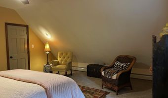 581 E Side Dr, Alton, NH 03810