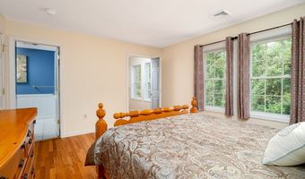 8 Alden Dr 8, Berlin, MA 01503