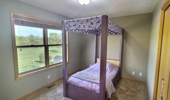715 Acacia Dr S, Annandale, MN 55302