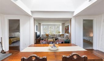 12 Mt. Vernon St 5, Newport, RI 02840