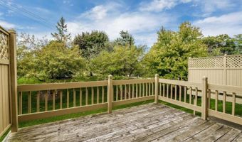 2702 Maitland Dr, Ann Arbor, MI 48105