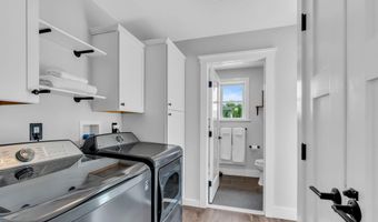 830 Dunlewy St, Asbury Park, NJ 07712
