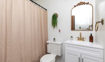 605 6th Street Pl SE, Altoona, IA 50009