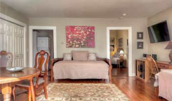 98 John St, Newport, RI 02840