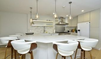 1117 Capella South Way 1117, Newport, RI 02840