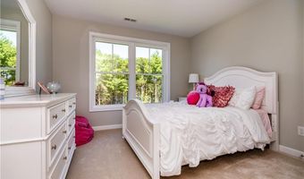 20 Cassidy Trl, Coventry, RI 02816