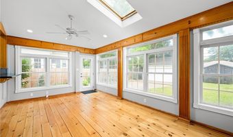 68 Bondcroft Dr, Amherst, NY 14226