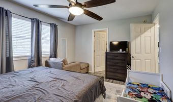 637 W 30th St, Baxter Springs, KS 66713